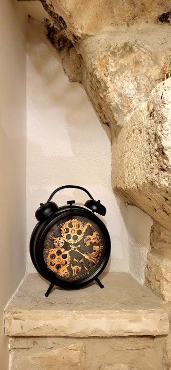 Stone House Apartment Didini Dvori Lumbarda Bagian luar foto